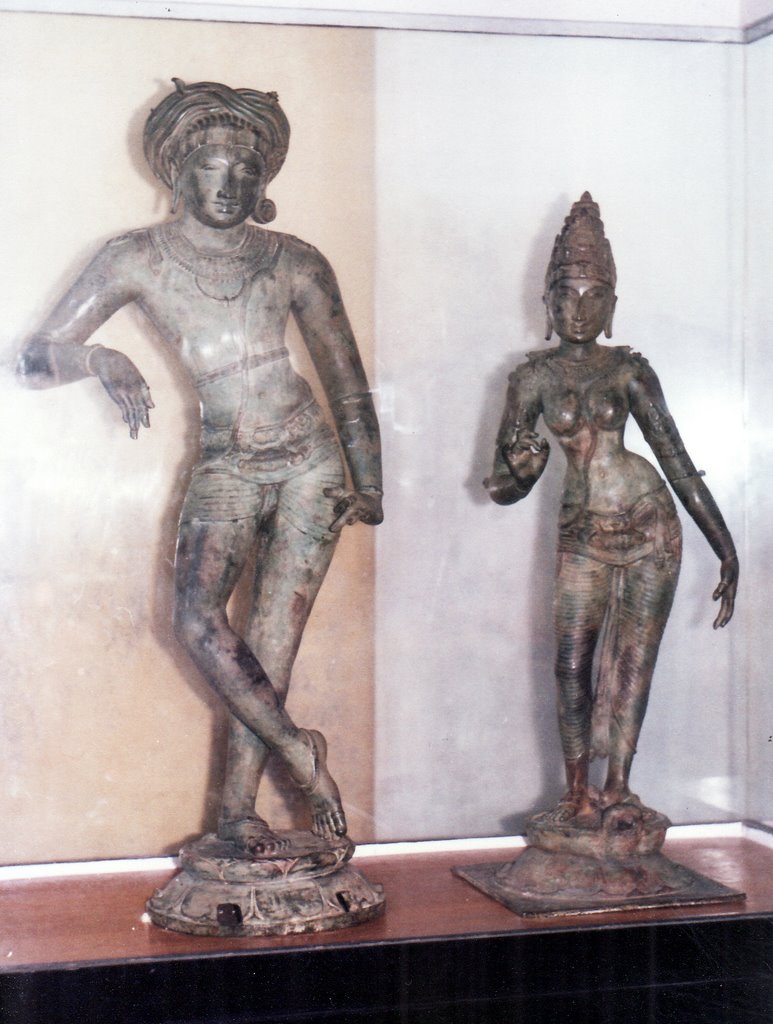 Rishabavahane Thevar and His Consort Parvati at Tanjavur by pawar ashok