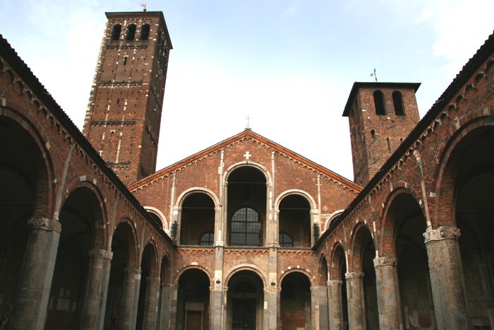 Basilica di Sant'Ambrogio by marathoniano