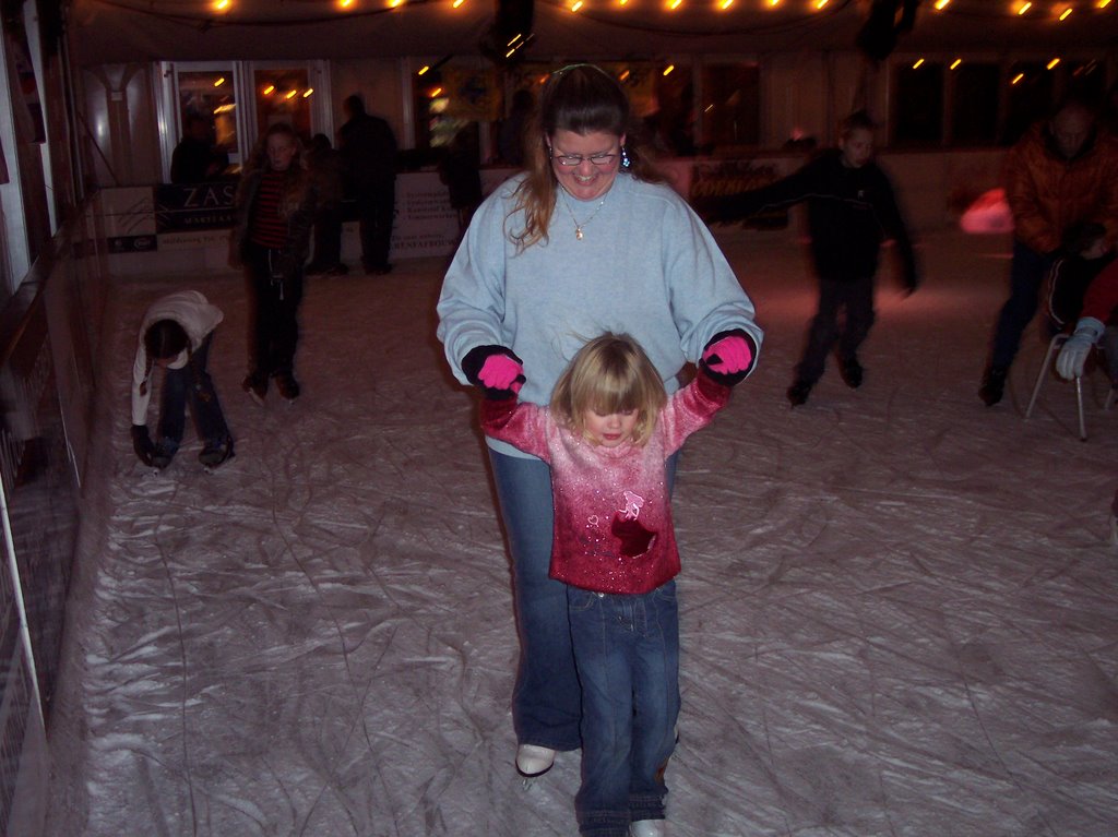 Schaatsen in Den Helder 01 by Gympie