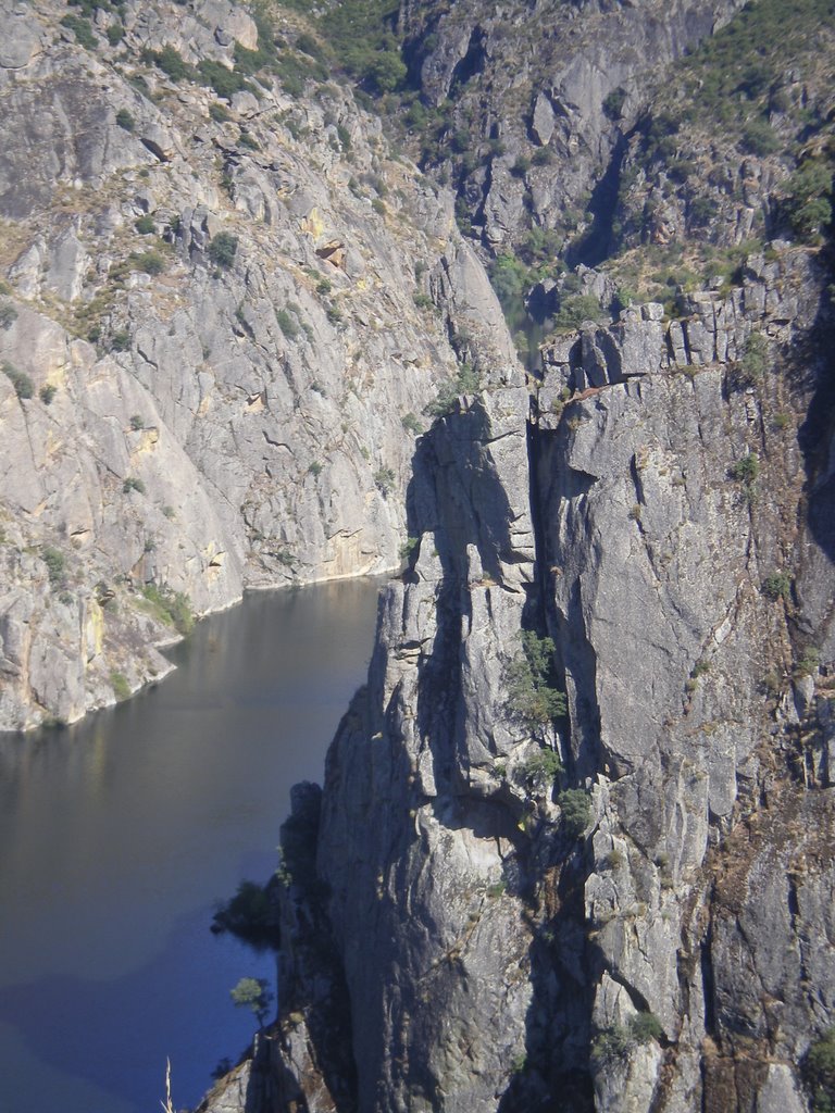 Miranda do douro by Armando Lopes