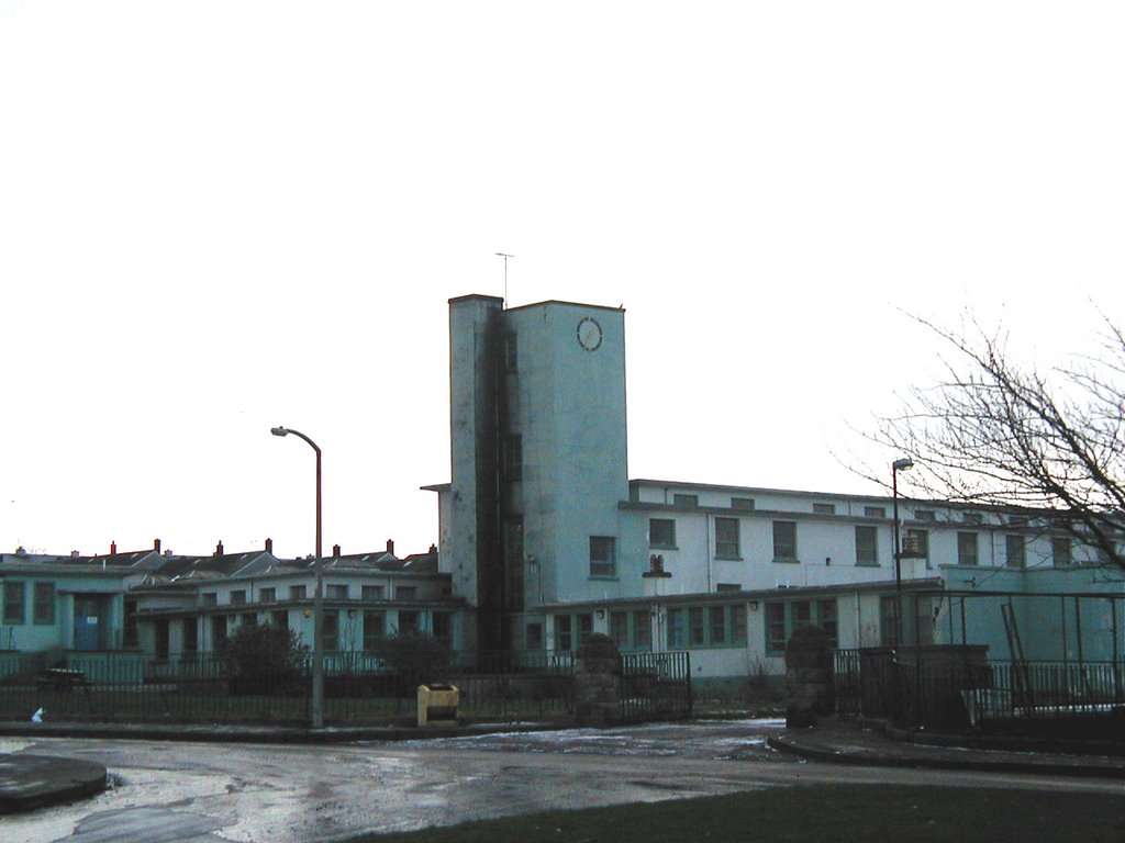 Moredun School (demolished) by Roy Douglas