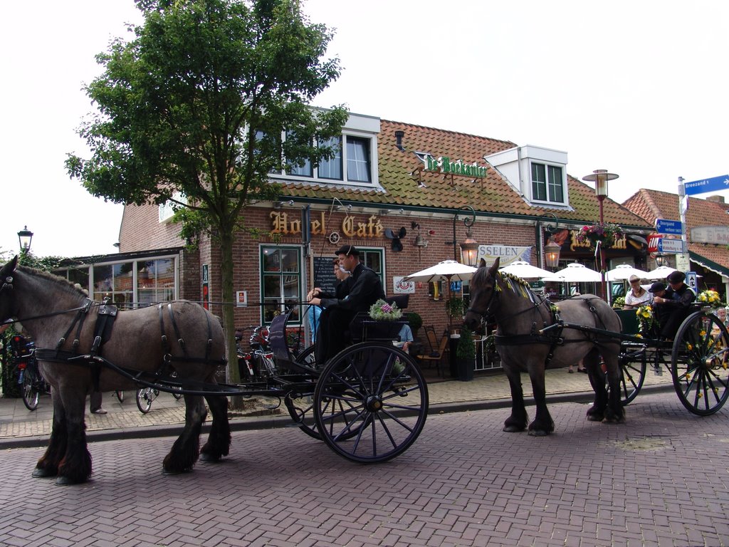 Hotel Restaurant de Boekanier by Björn Van de Vrande