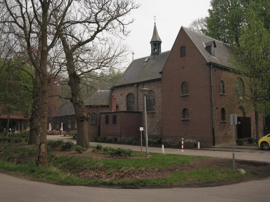 Genooyer Kapelle, Genooyerkapellweg by Gottfried von Bouillon