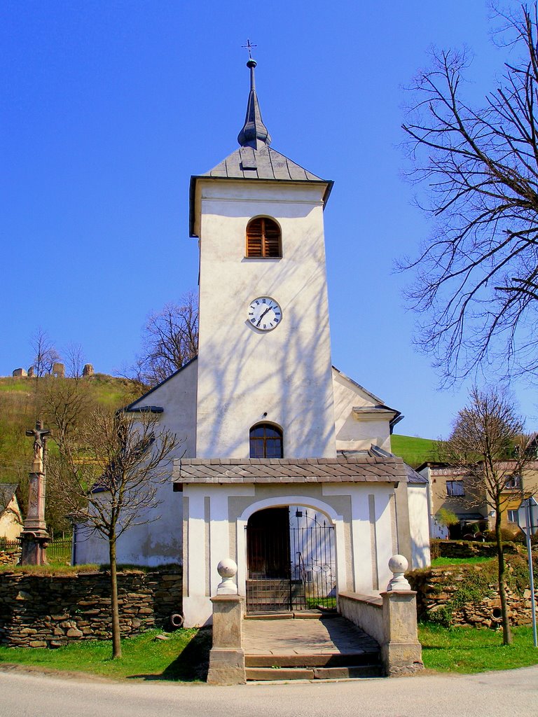 Brníčko (Kaple, nahoře část zříceniny hradu) by valsoraj