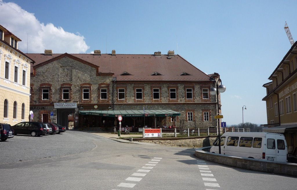 Square in Hluboká nad Vltavou by iromko