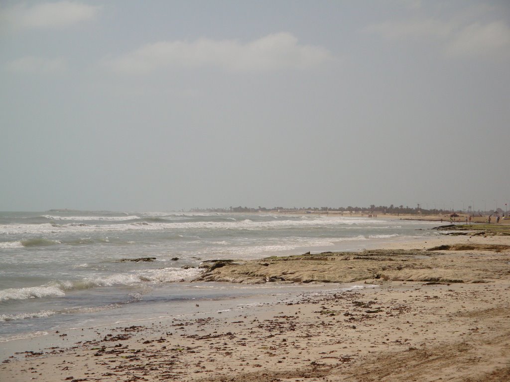 Djerba - Plage du Diana Rimel avec un peu de vent by Lionel&Edith