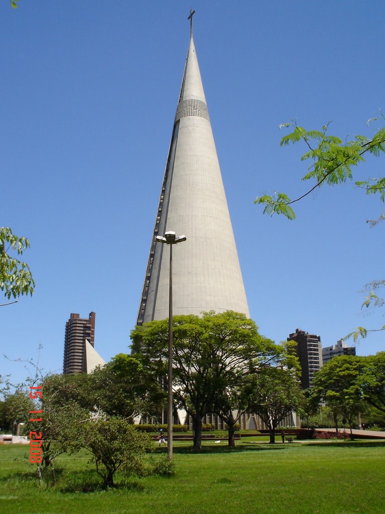 Catedral de Maringá-PR by Ivanor Celsio Rieck