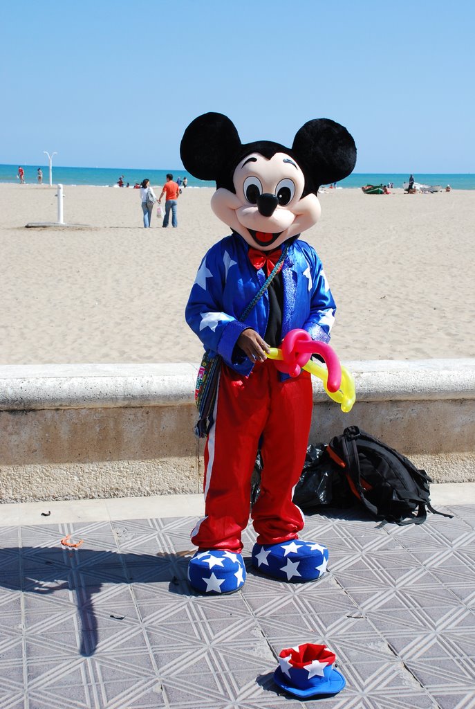 MIKY en la Playa de La Malvarrosa by elrec