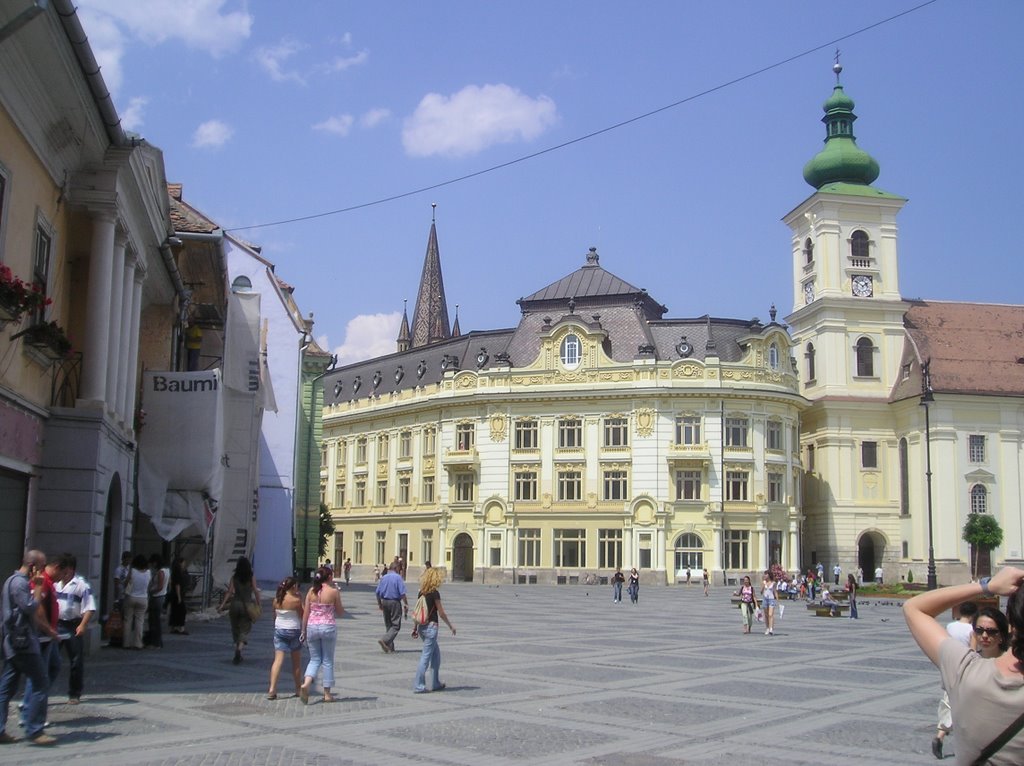 Piata Mare - Sibiu by Mihail Purcarea