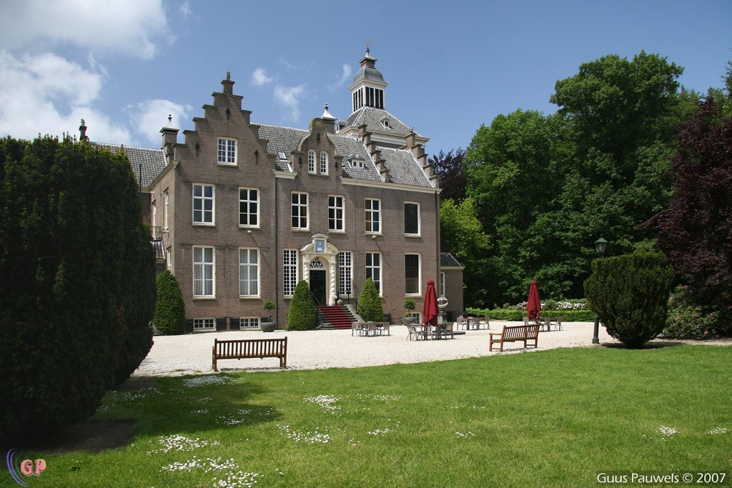 Maartenhuis, doorn by guuspauwels