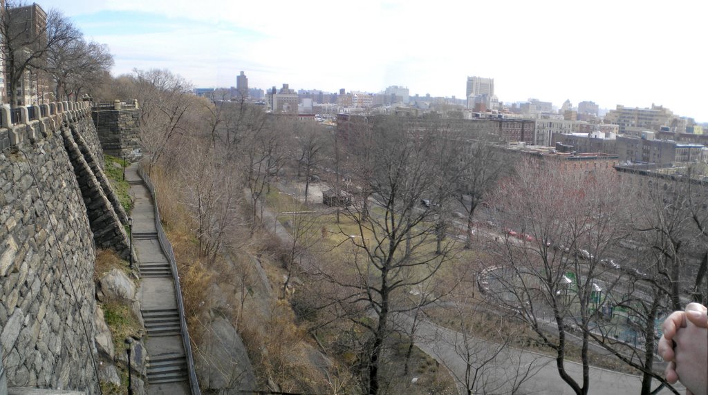 Harlem view at Morningside Park by elpoyo