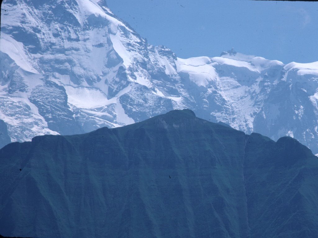 011 Mânnlichen et le Jungfrauhoch.JPG by Bout de craie