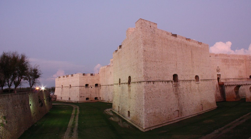 Castello di Barletta by maggiolina58