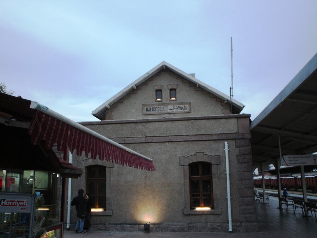 Balıkesir Station by ridvan tuncel