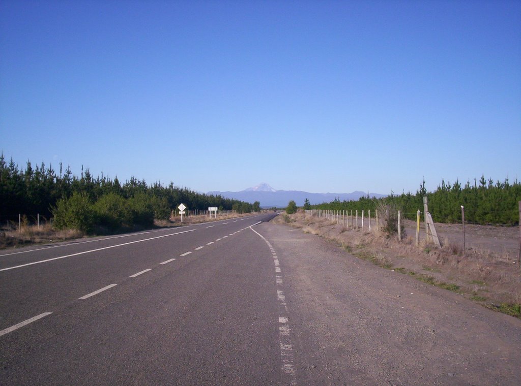 Hacia la cordillera by Canacho