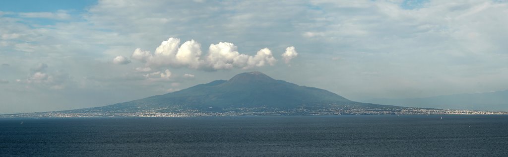 Vesuvius by Hugh A