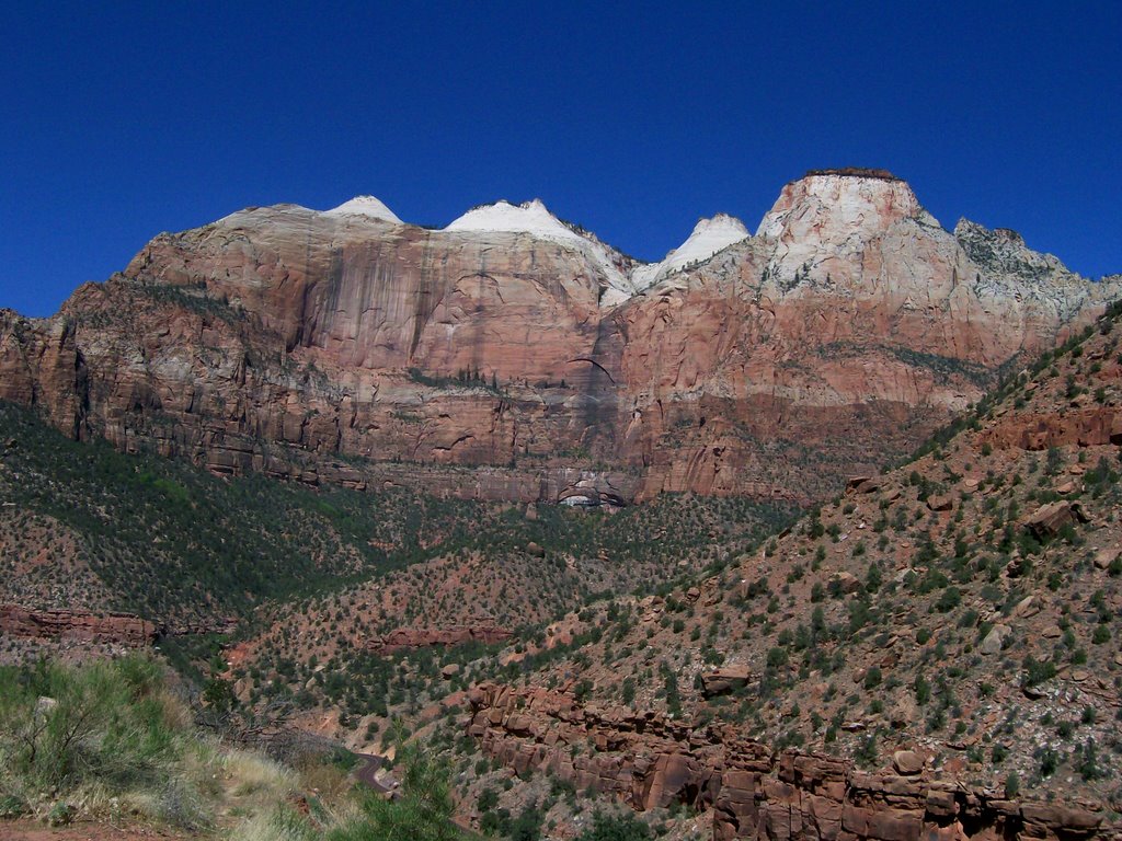 View from Rt 9 in Zion National Park, Utah by suchham