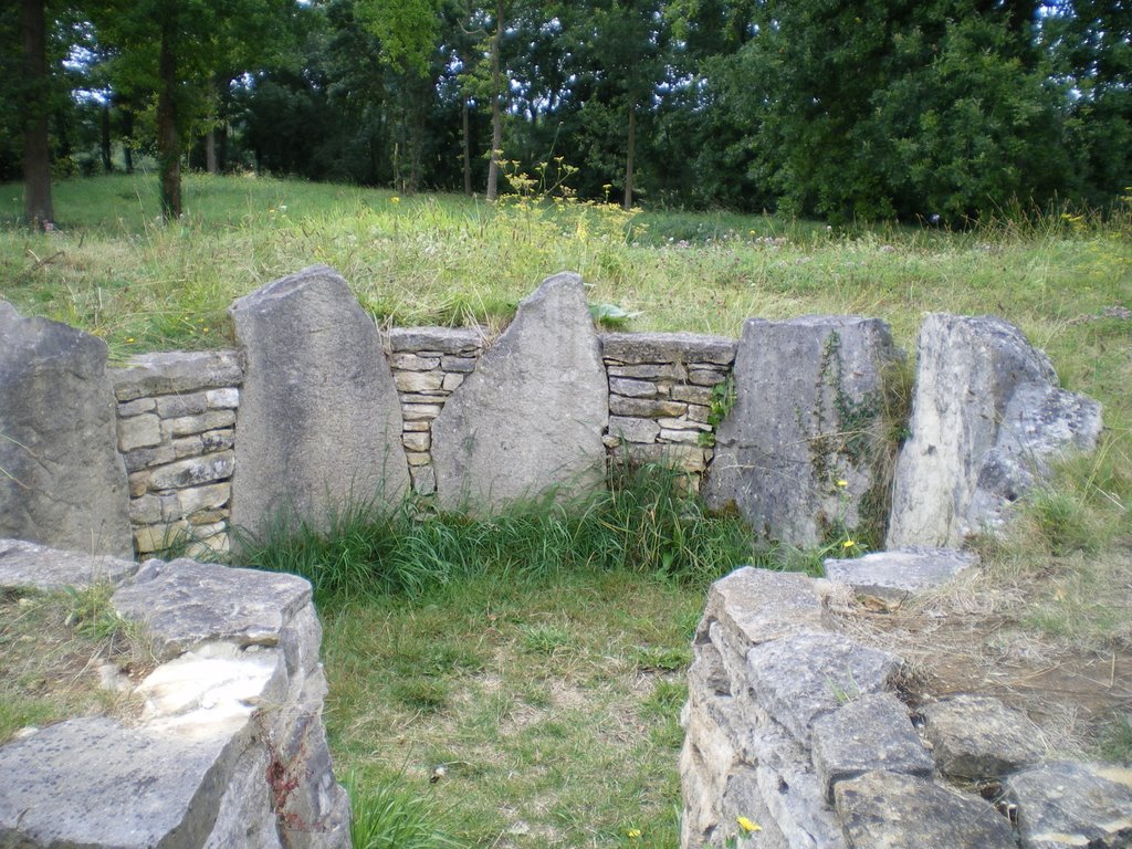 Steinzeitliche Siedlungsreste bei Colombieres-sur-Seulles by TPF1