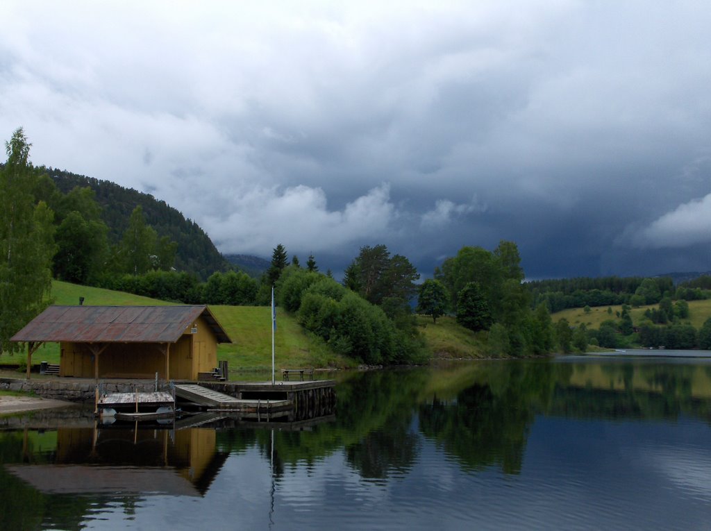 Telemarkskanalen by Arne Gaarn