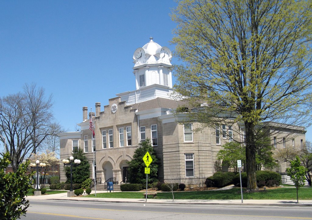 Cumberland Co. TN Courthouse by Grif