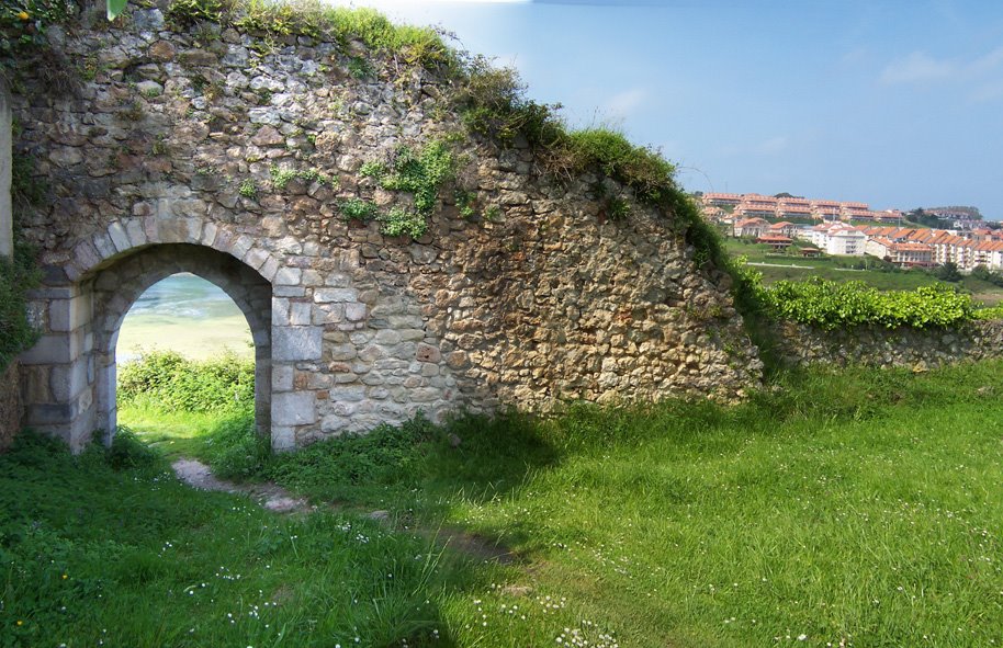 S_V_Barquera_Puerta_en_Muralla by [ Froilán López ]