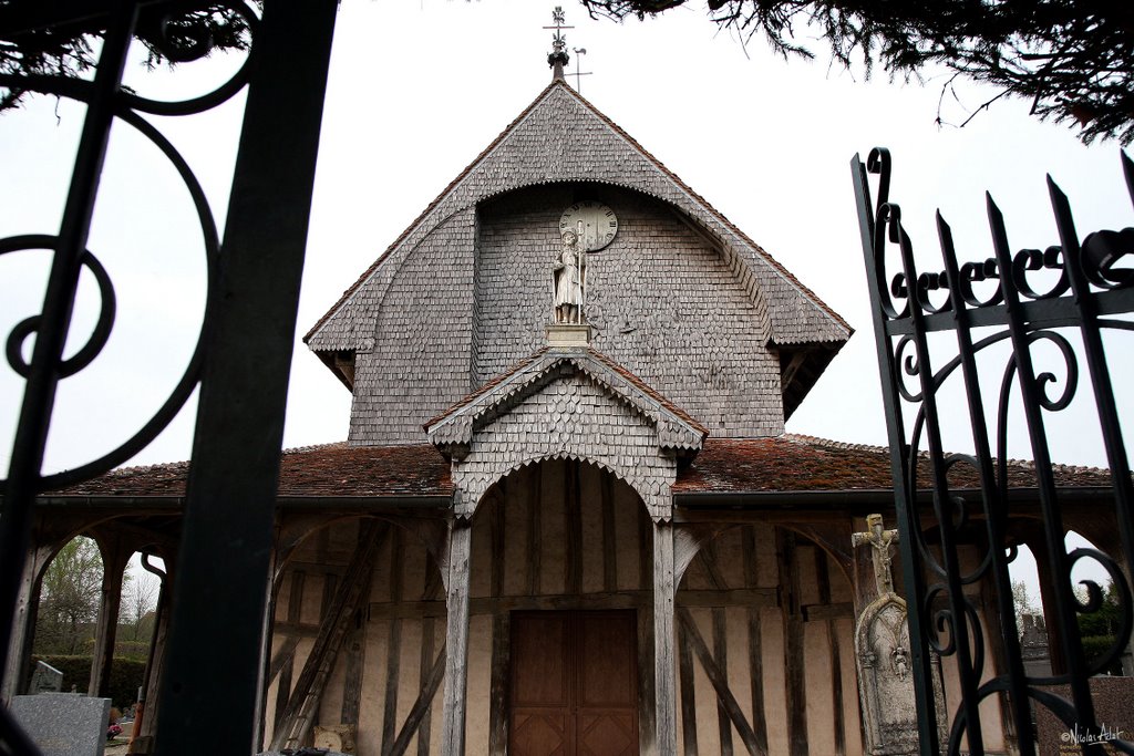 Lentilles [10] • Eglise Saint-Jacques et Saint-Philippe [XVIème] by nicolas adet