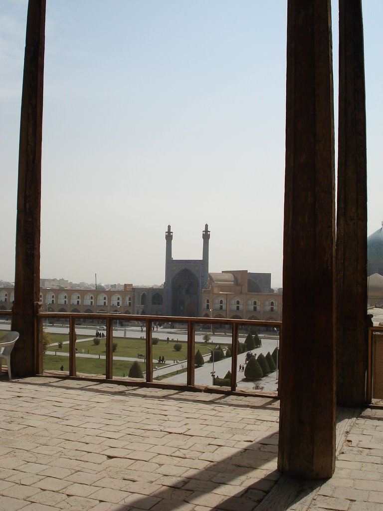 Masjed Shah, May 2009 by M.abdi