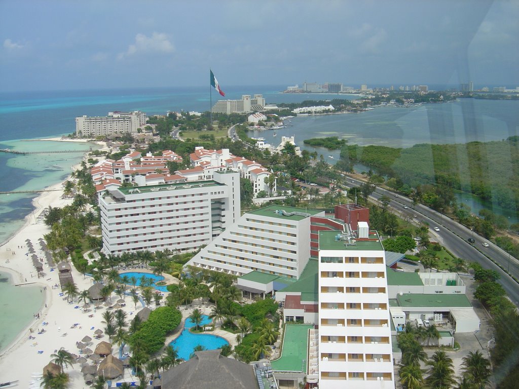 Cancun viewing tower 2005 Mexico. by schoeys