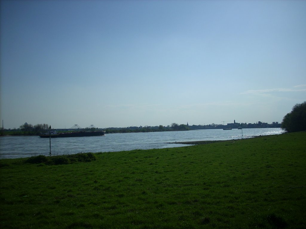 Krefeld-Hohenbudberg Rhein Krefeld-Uerdinger Brücke 2009 by DortmundWestfalica