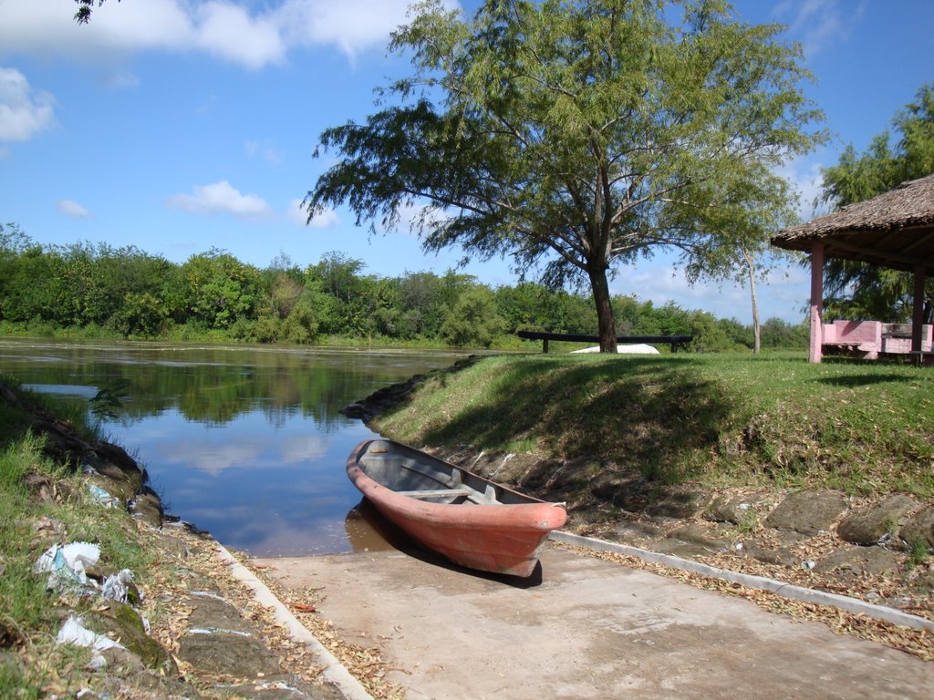 Club Nautico Gualeguay by teampinsa