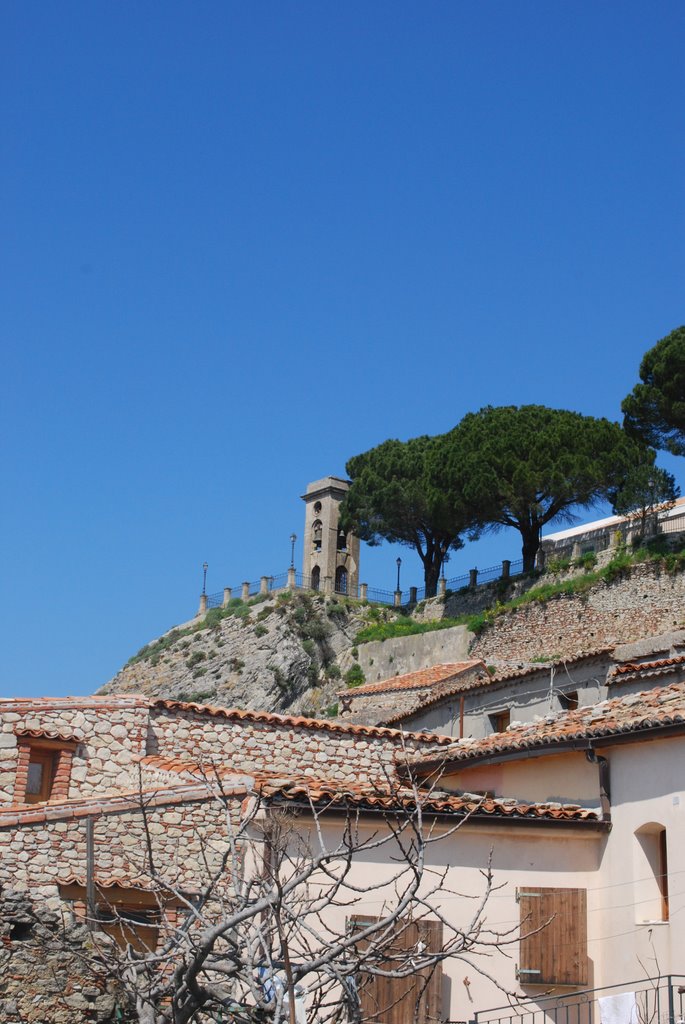 Il camapnile del duomo e i tetti by Amex “Амэж” Marco