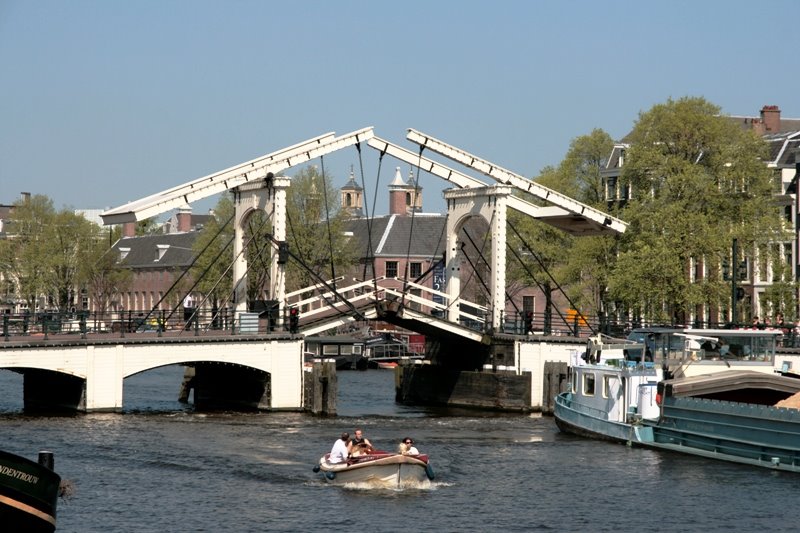 Amsterdam - Magere Brug by Jan-Ulrich Maue