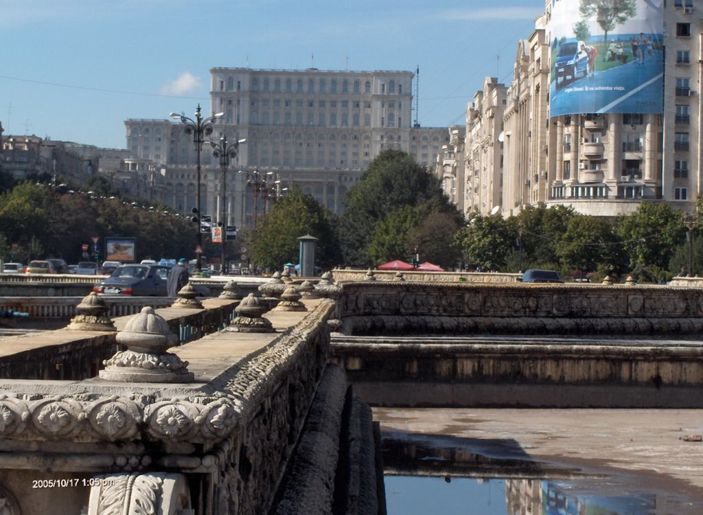 Bucuresti, Palatul Parlamentului by Mircea Moldovan