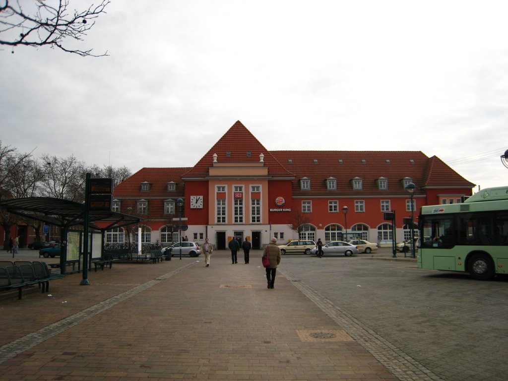 Frankfurt(Oder) Bahnhof by Channy