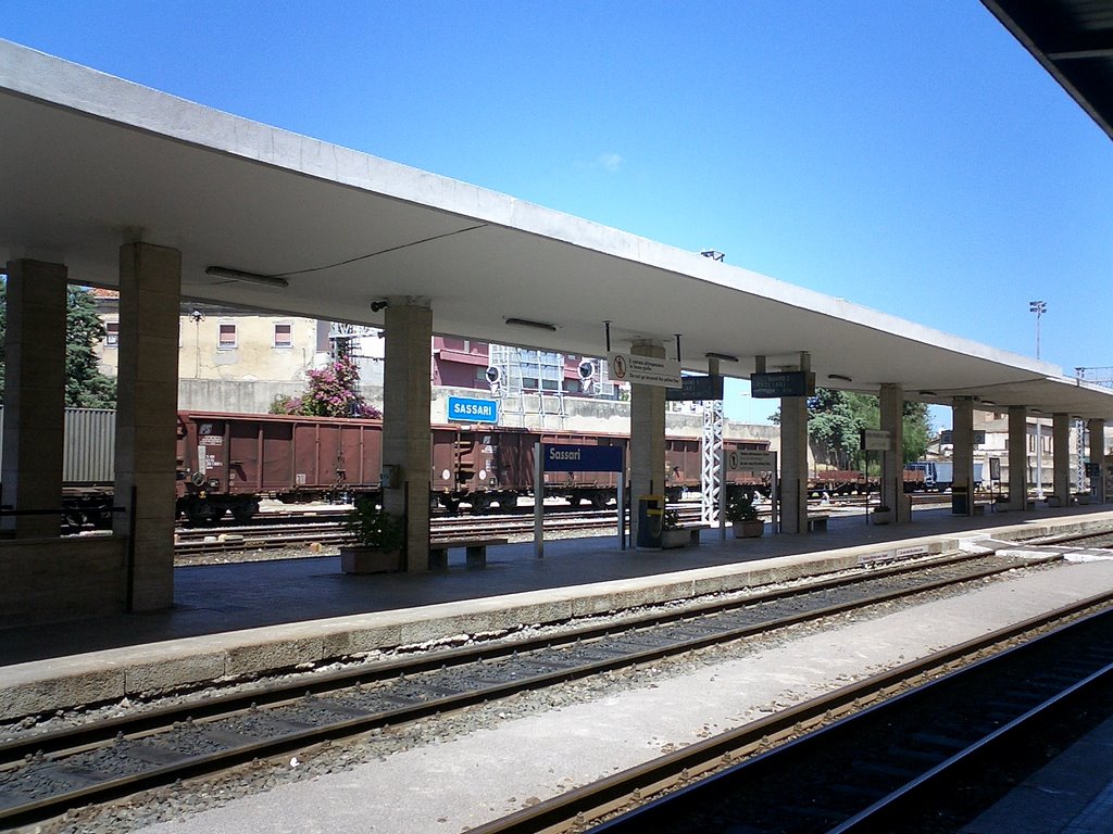 Stazione di Sassari by kajikawa