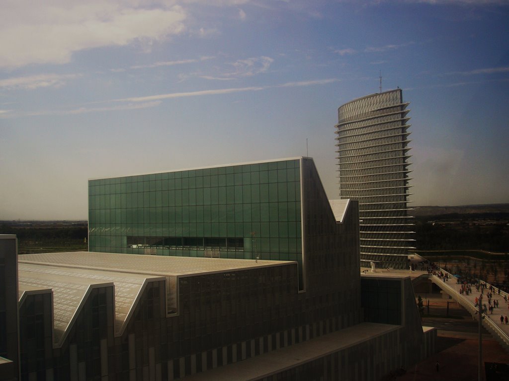 Palacio de Congresos y Torre del Agua - Expo 2008 by Rosa Lob