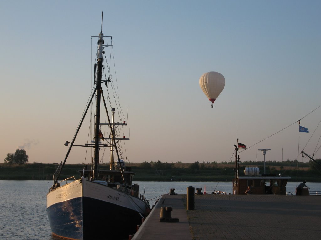 Abendstimmung in Rostock by mmerlo