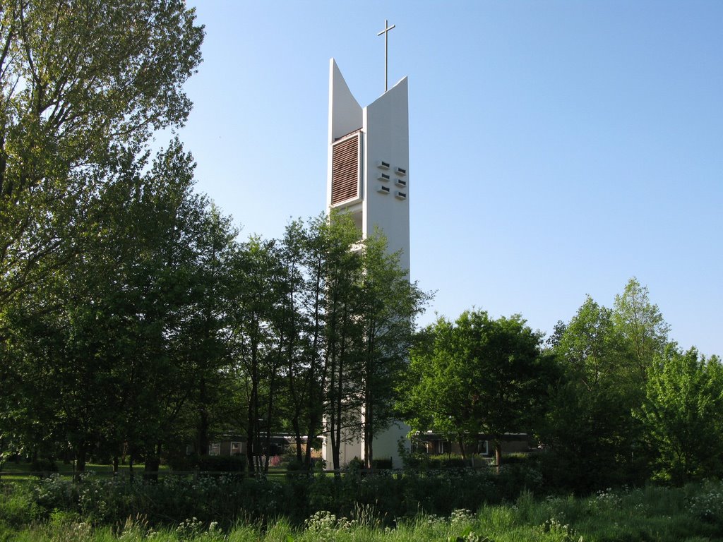 Borssum lutherse kerk by © Dennis Wubs