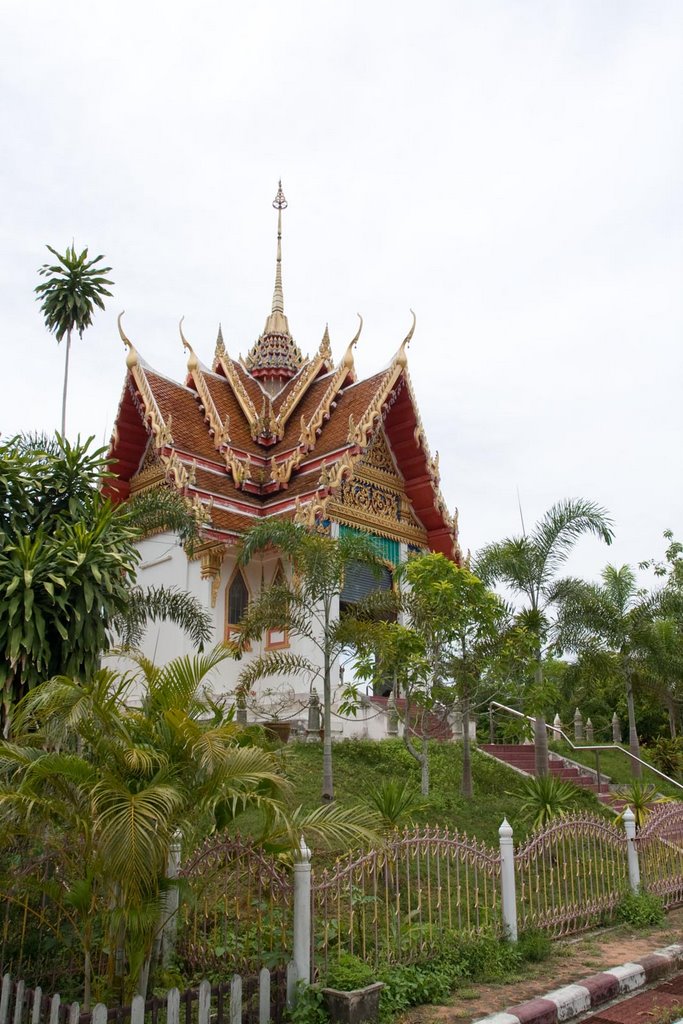 Wat Phra Thong by eJungle