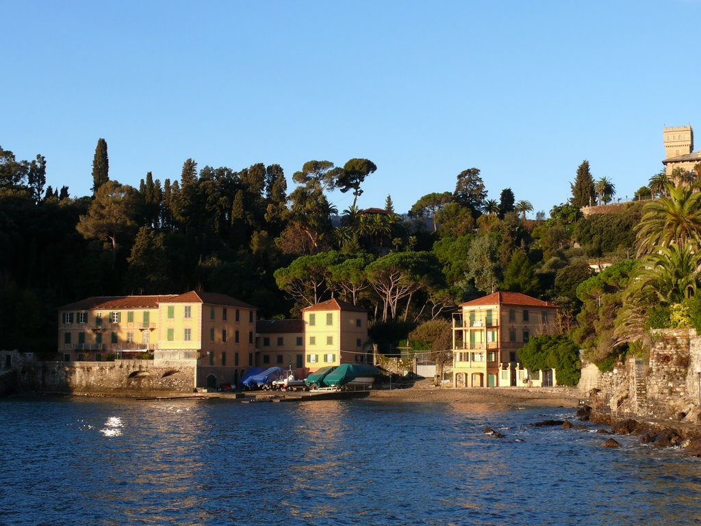 Spiaggia di Prelo by Antonio Andreatta