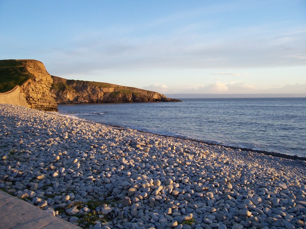 Southerndown Beach Flut / Tide in by svenny96