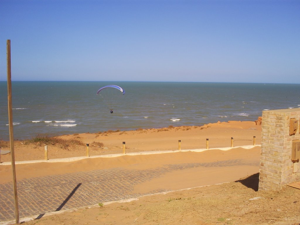 Canoa Quebrada by Maurício Uchôa