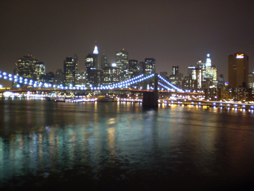 Brooklyn Bridge/Financial District from Manhattan Bridge by noecantim