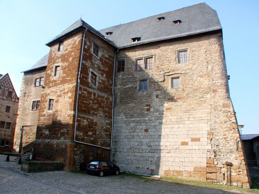 Schloss Beichlingen älteste erhaltene Teil by Gottfried Hoffmann - der Thüringer