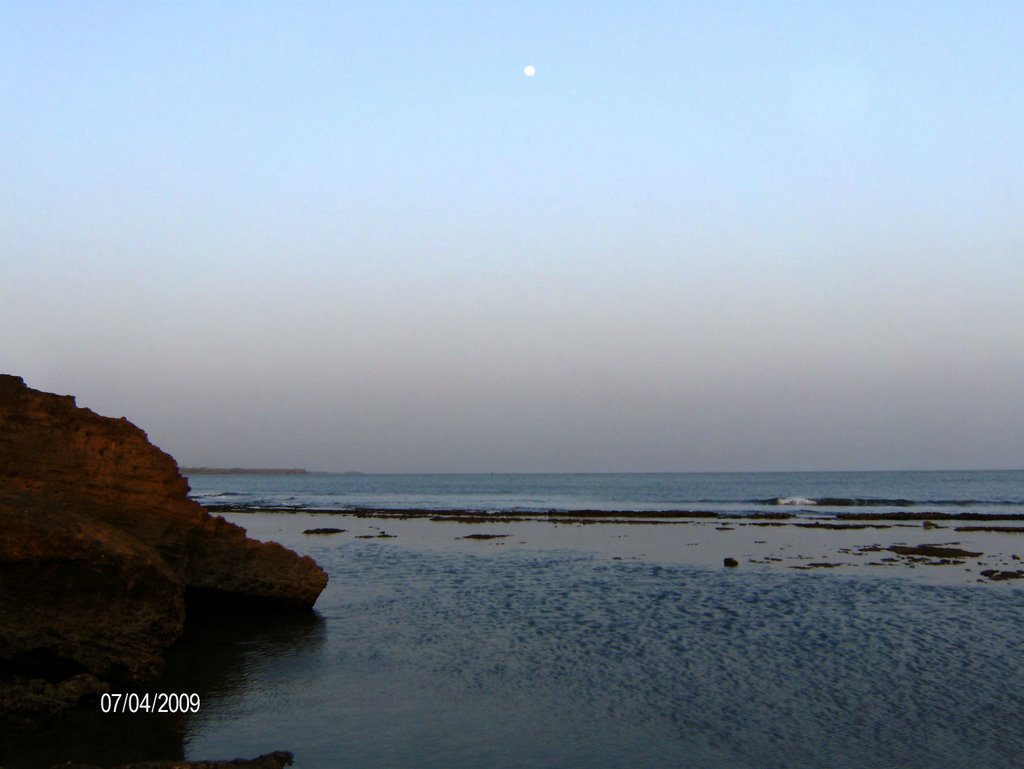 Nagoa Beach, Diu by somzworld