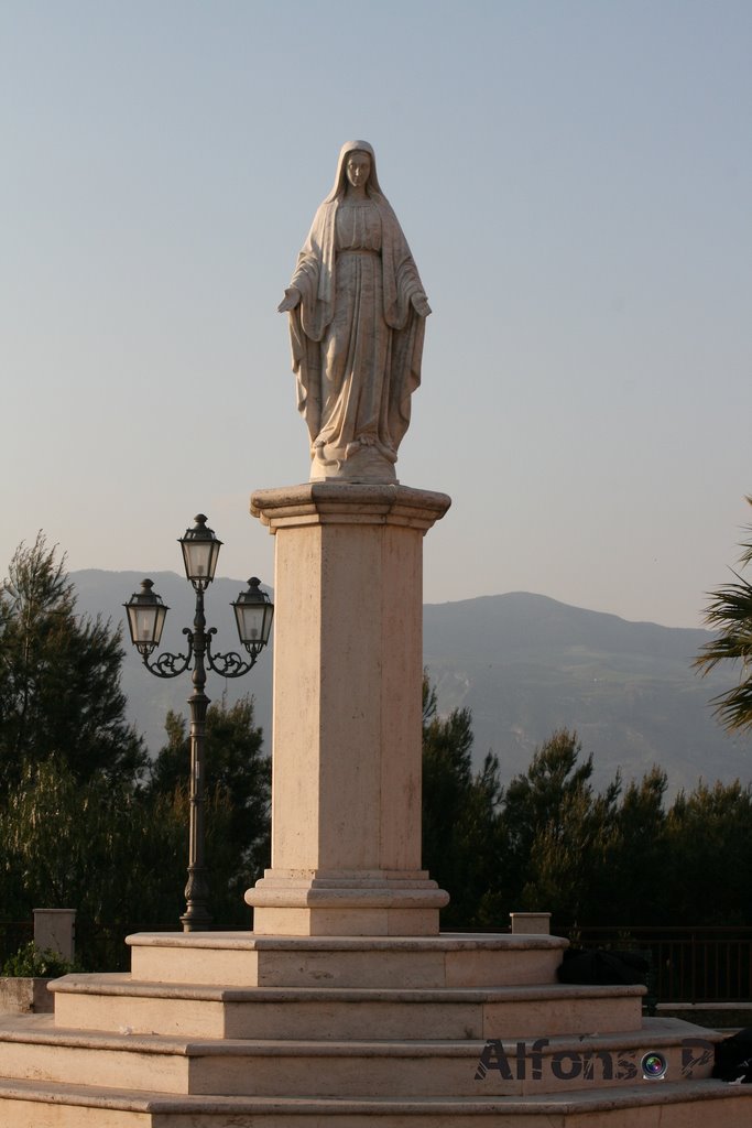 Piazza Cavour - "Piazzetta" by cybereinstein