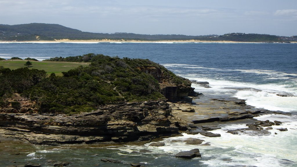 Broken Head, Terrigal by Prevair