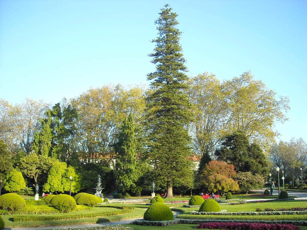 Precioso jardín en el centro de la ciudad. Octubre de 2008 by viajeroandaluz