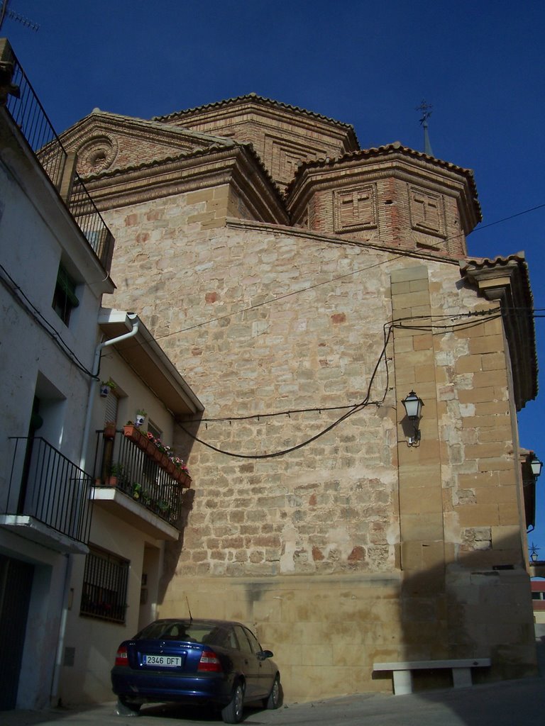 SUBIENDO AL TEMPLO DEL PILAR by NEBLUSIN