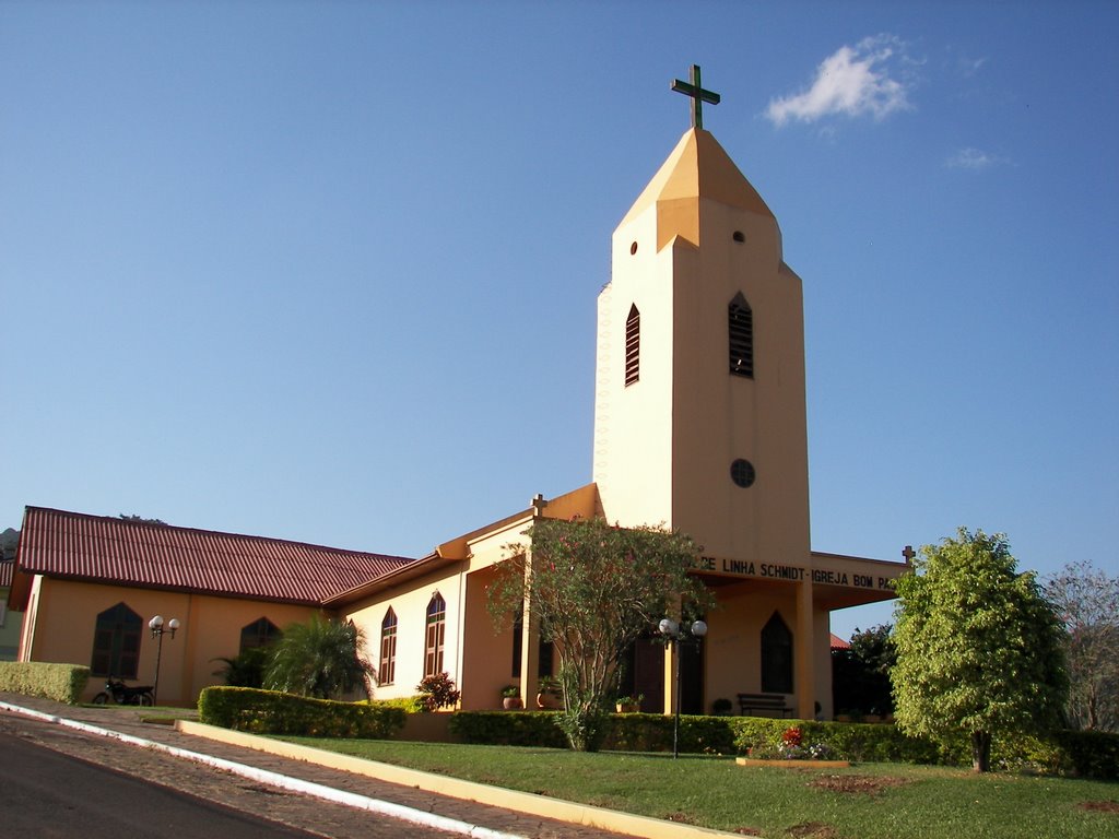 Igreja Evangélica L. Schmidt - Westfália by Rotnei Fiegenbaum